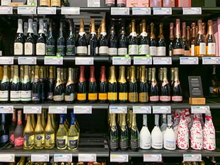 Sparkling wines prices Helsinki Finland