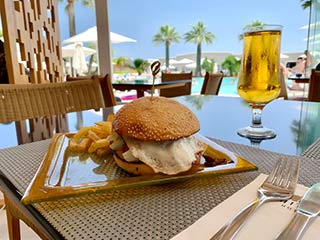 Burger restaurant Mitsis Rodos Village Beach Hotel & Spa